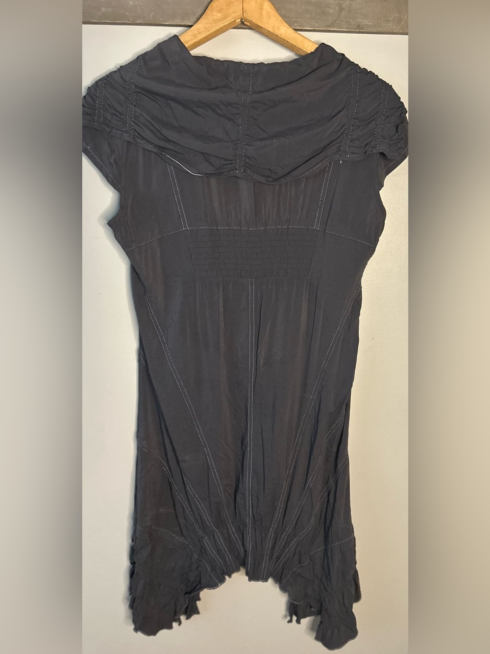 Akela Key asymmetrical dress - Picture 9 of 15